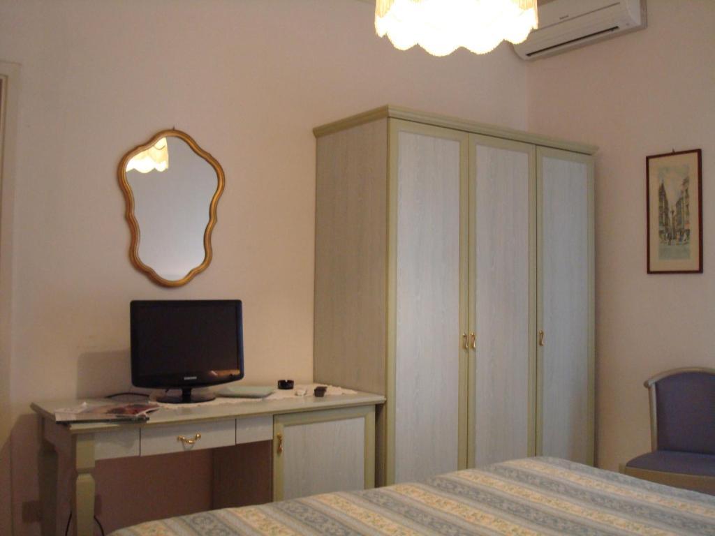 Hotel Villa Rona 马尔米堡 客房 照片